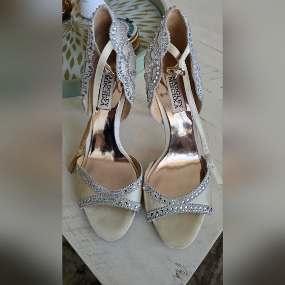 Badgley Mischka Roxy ankle strap evening shoes Size 8 - Picture 6 of 8